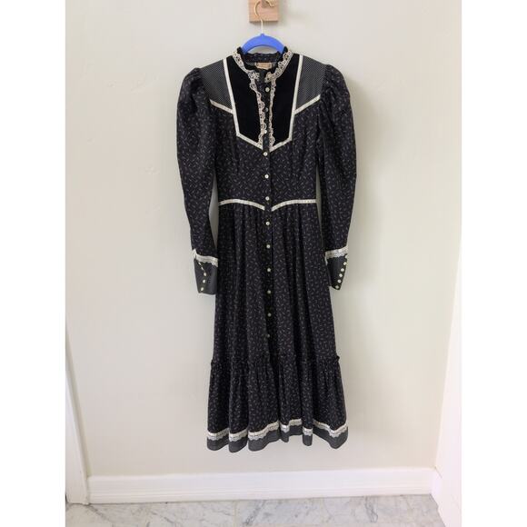 Vintage 70s Gunne Sax Black Floral Calico Midi Dress XS - Picture 2 of 8